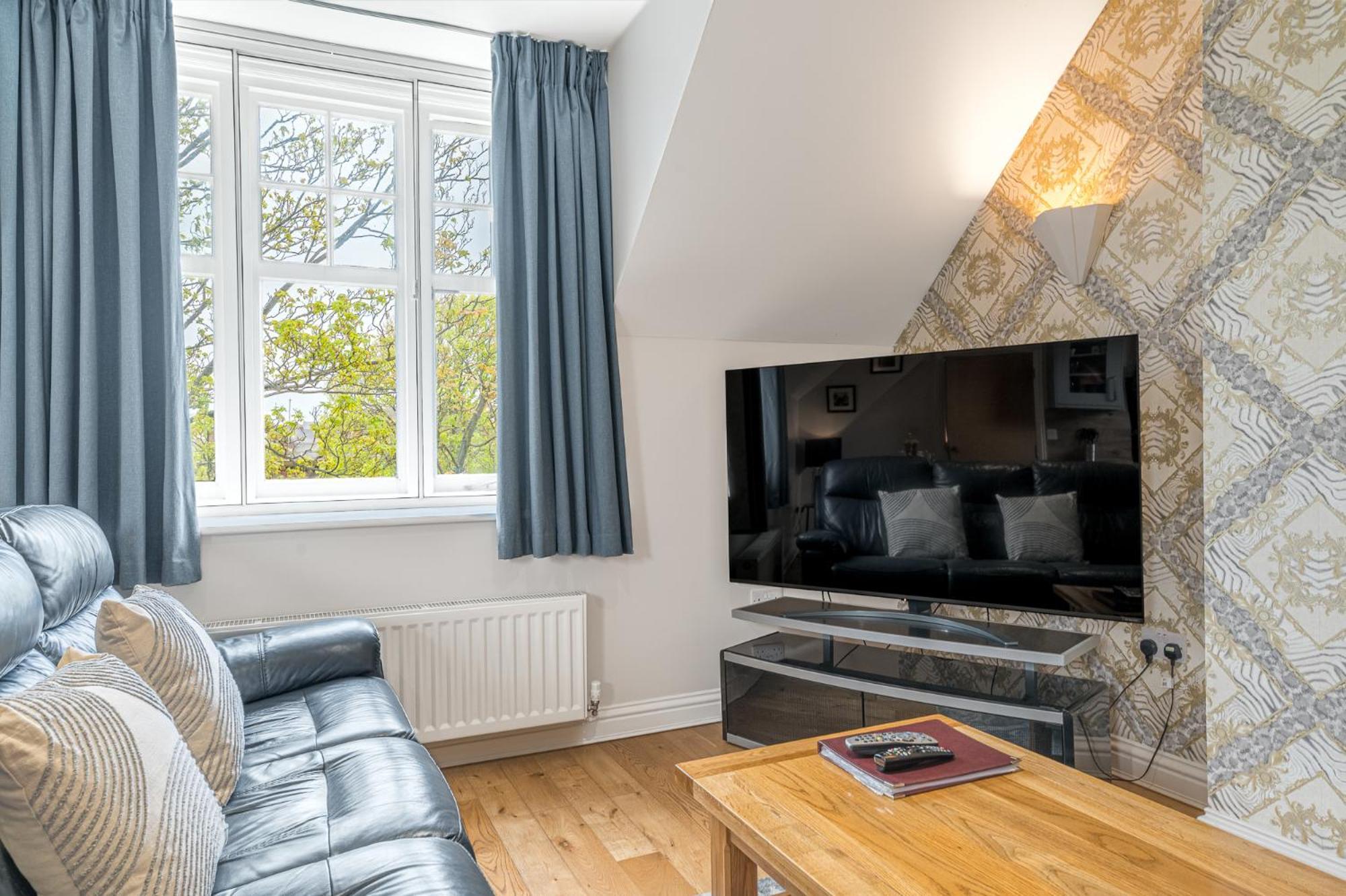 Abbey Apartments Modern Aparthotel For Tourists & Professionals Barrow-in-Furness Екстериор снимка