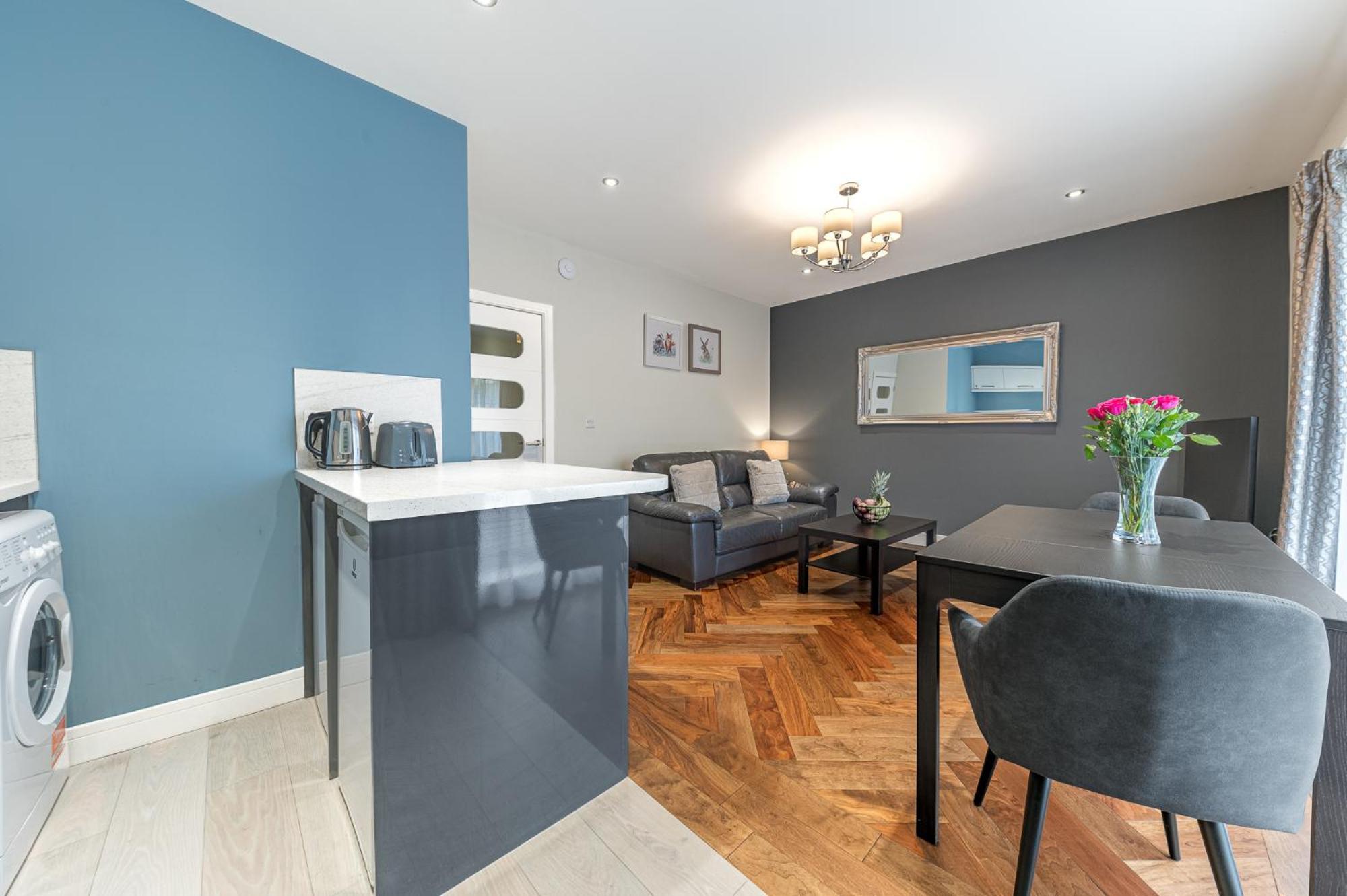 Abbey Apartments Modern Aparthotel For Tourists & Professionals Barrow-in-Furness Екстериор снимка