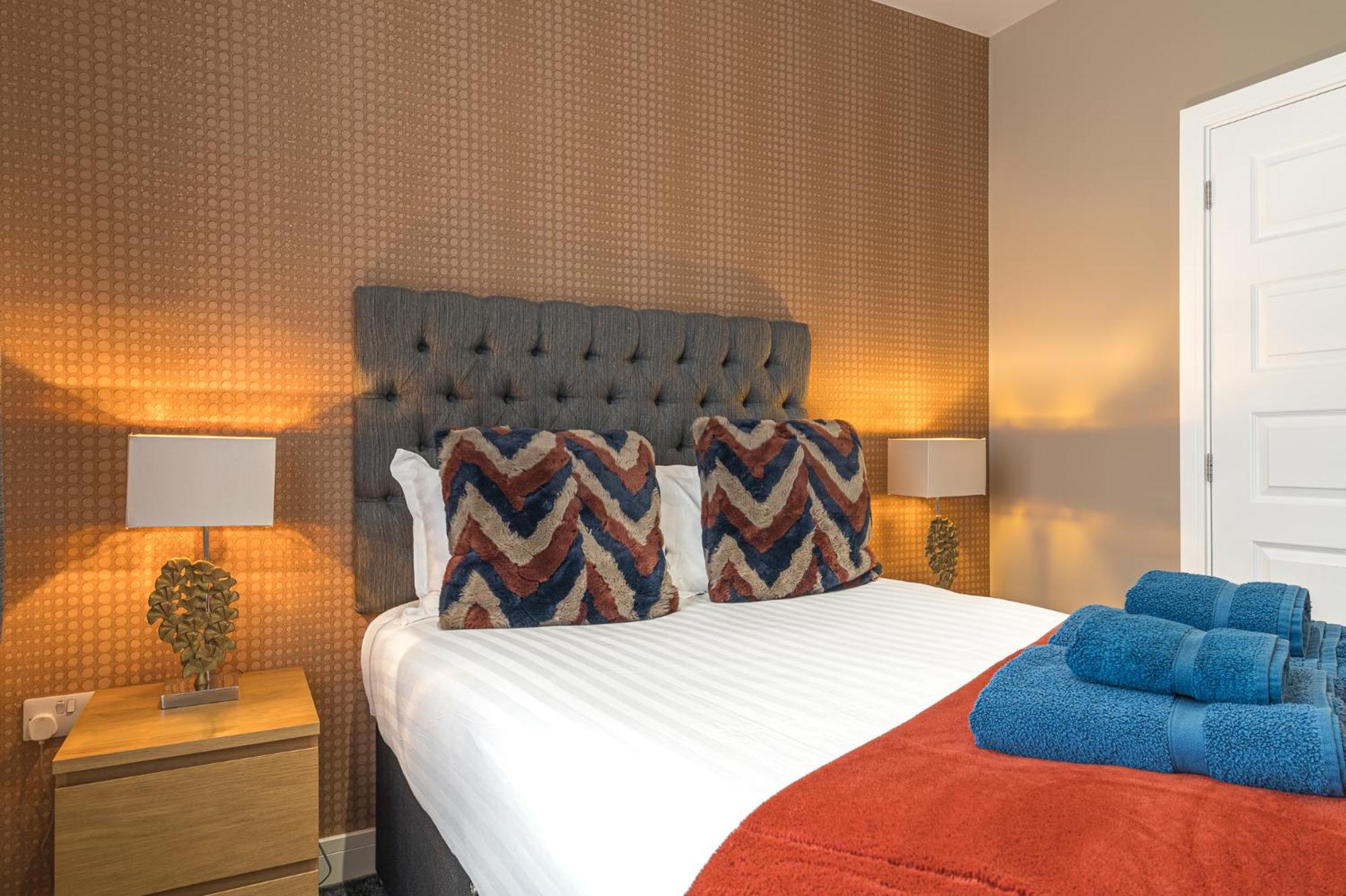 Abbey Apartments Modern Aparthotel For Tourists & Professionals Barrow-in-Furness Екстериор снимка
