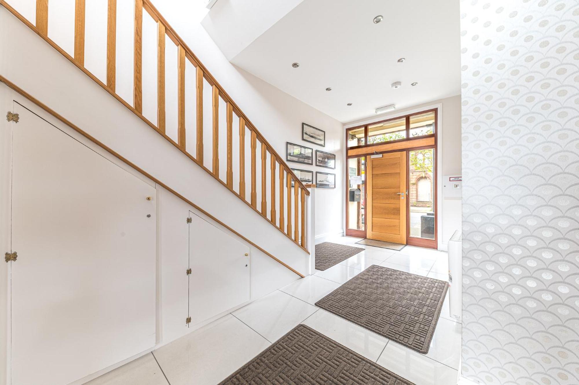 Abbey Apartments Modern Aparthotel For Tourists & Professionals Barrow-in-Furness Екстериор снимка