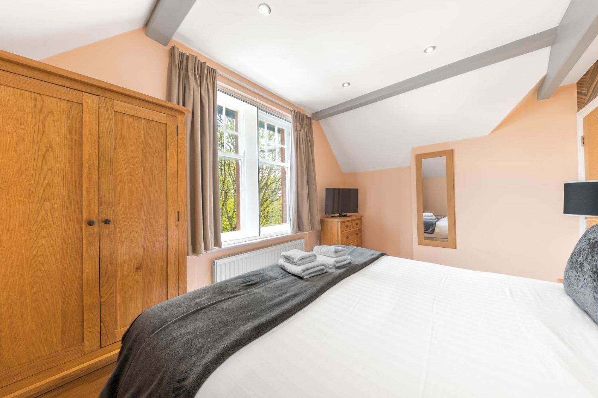 Abbey Apartments Modern Aparthotel For Tourists & Professionals Barrow-in-Furness Стая снимка